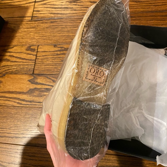 Oro Los Angeles White Crepe Suede Chelsea Boots